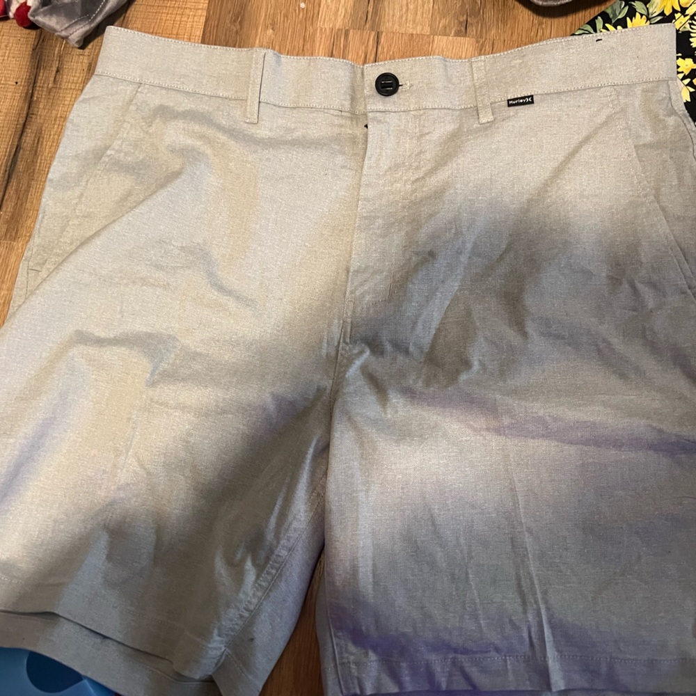 Men’s Hurley shorts